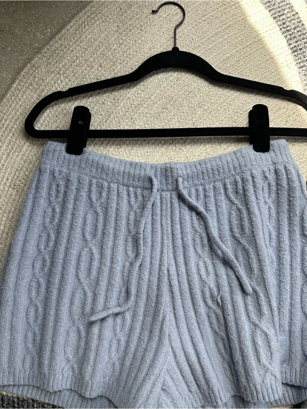 ALO Yoga set sweater
